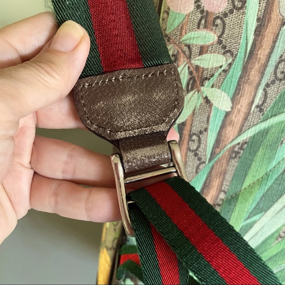 Gucci Large GG Web Supreme Monogram Backpack Unisex - Picture 8 of 16